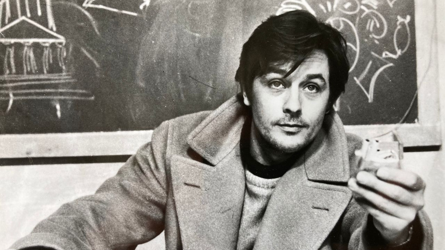 Alain Delon, Still dal film: La prima notte di quiete